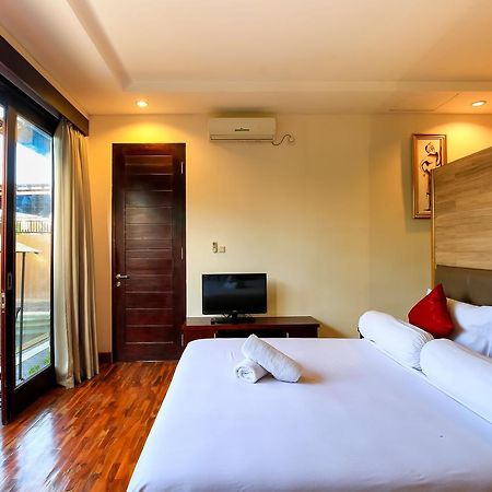 Villa Gayatri เซมินยัค ภายนอก รูปภาพ