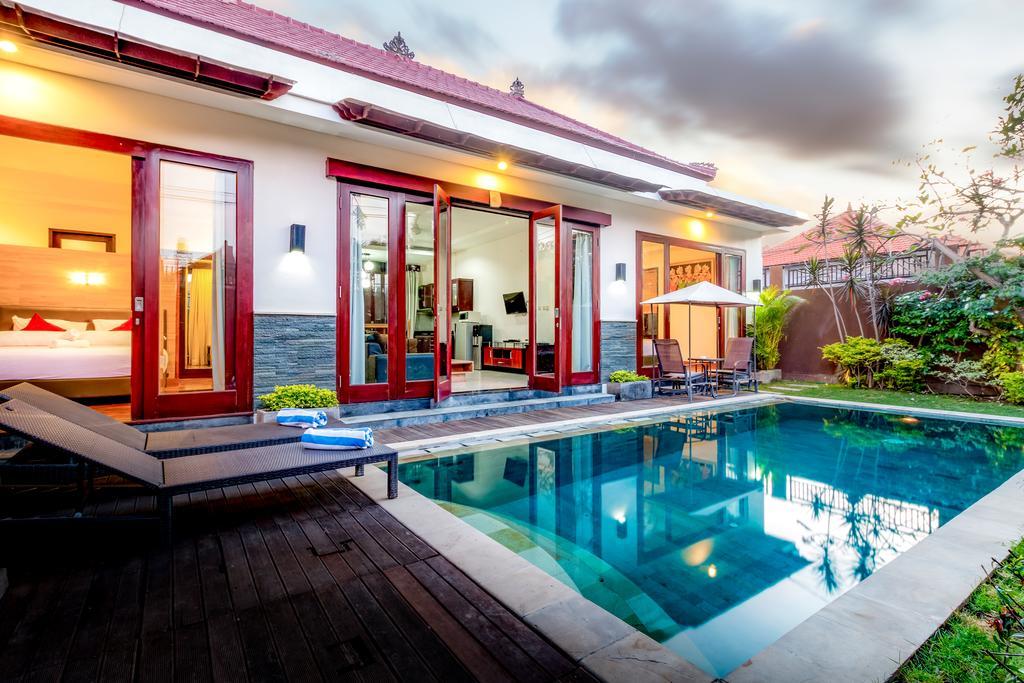 Villa Gayatri เซมินยัค ภายนอก รูปภาพ