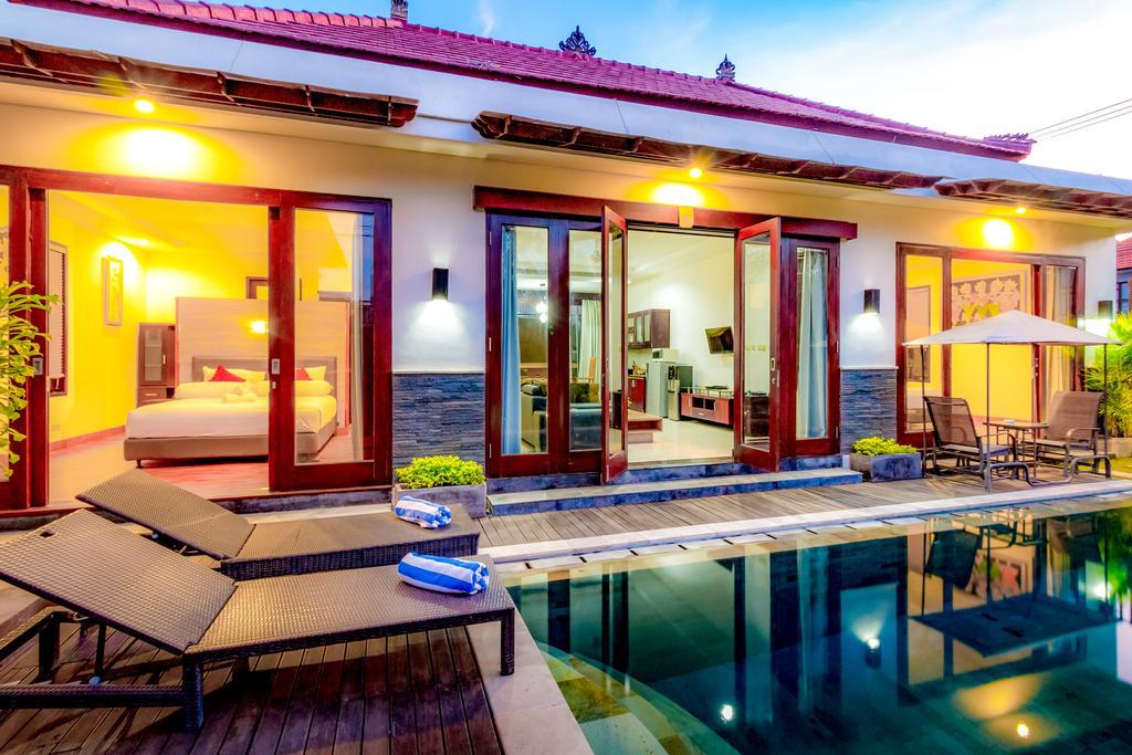 Villa Gayatri เซมินยัค ภายนอก รูปภาพ