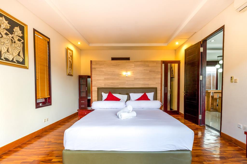 Villa Gayatri เซมินยัค ภายนอก รูปภาพ