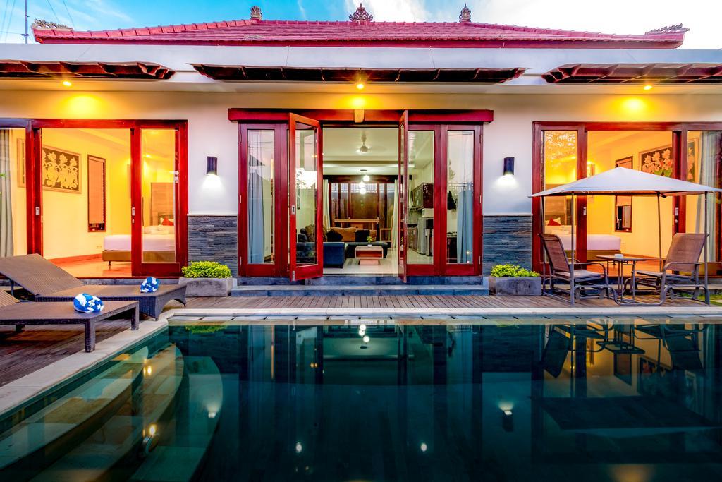 Villa Gayatri เซมินยัค ภายนอก รูปภาพ