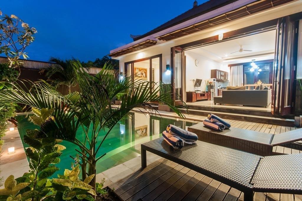 Villa Gayatri เซมินยัค ภายนอก รูปภาพ